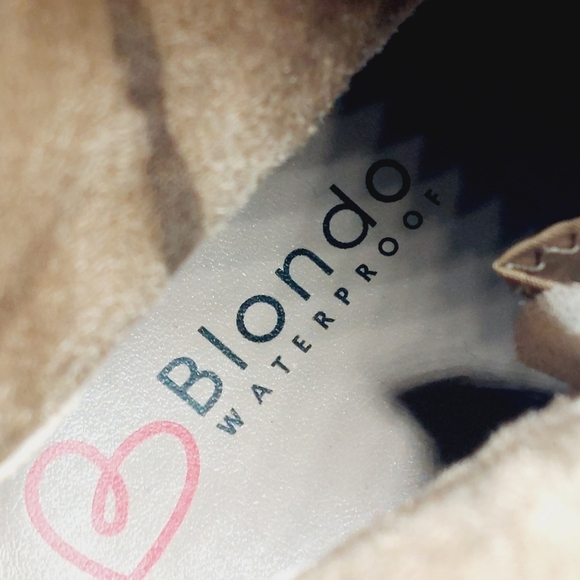 New Blondo Salome Taupe Suede Waterproof Booties H525 - Picture 10 of 13